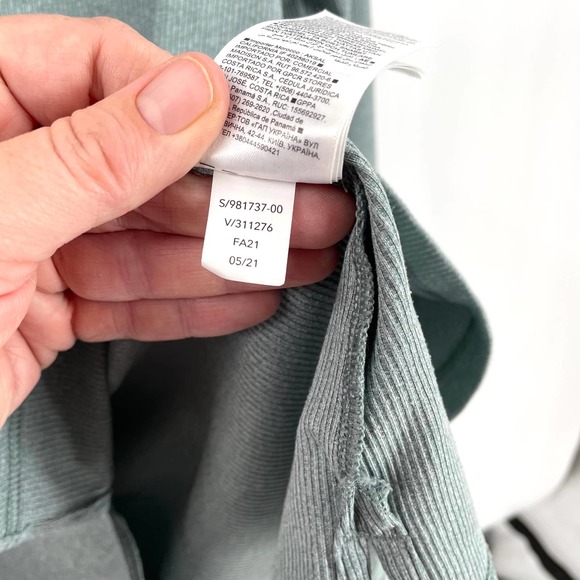 Athleta Green Long Sleeve Top - Picture 10 of 11